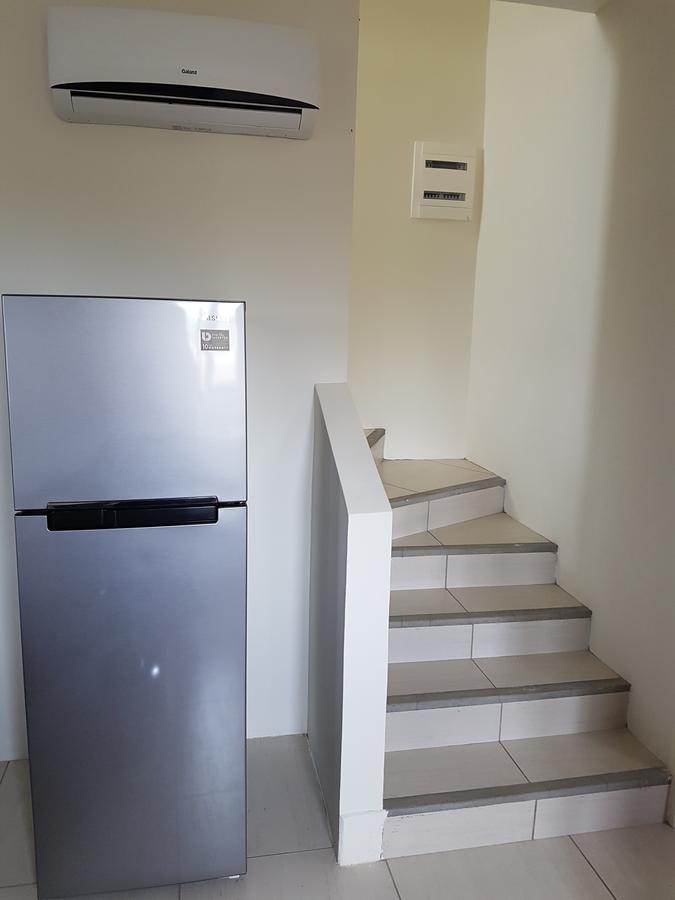 Sea And Mountain View Apartment Flic-en-Flacq Esterno foto